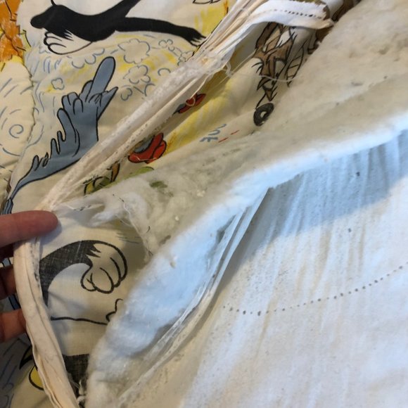 Vintage Loony Toons Comforter - Picture 3 of 5